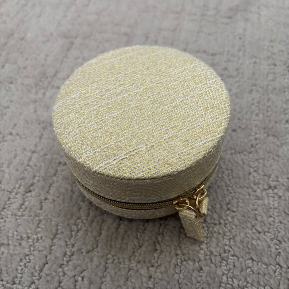 Christian Dior Round Box with Pouch - New in Box - Picture 5 of 6